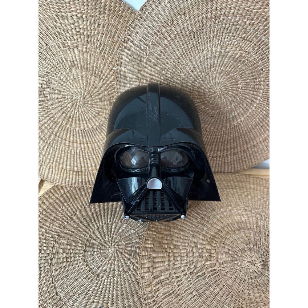 Star Wars Darth Vader kid’s Halloween mask